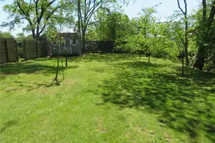 440 Spangle Dr, North Babylon, NY 11703 - Photo 15