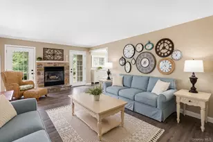 6 Lea Ave, Manorville, NY 11949 - Photo 5