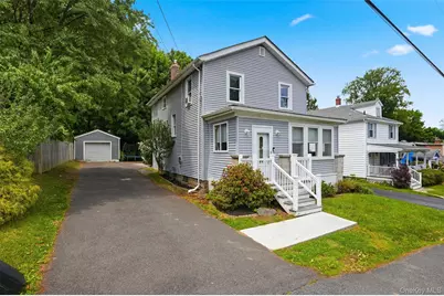 18 Saint Joseph Place, New Windsor, NY 12553 - Photo 3