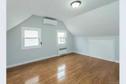 61 Kingfisher Road, Levittown, NY 11756 - Photo 11