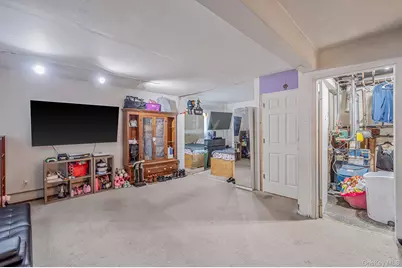 35 Franklin Avenue, Mastic, NY 11950 - Photo 17