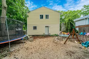 35 Franklin Ave, Mastic, NY 11950 - Photo 23