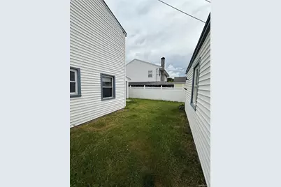[Address not provided], Levittown, NY 11756 - Photo 29