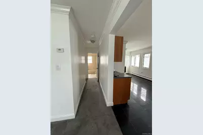 [Address not provided], Levittown, NY 11756 - Photo 5