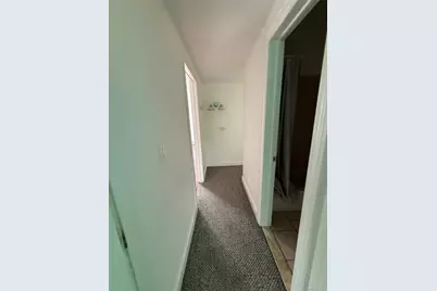 [Address not provided], Levittown, NY 11756 - Photo 25