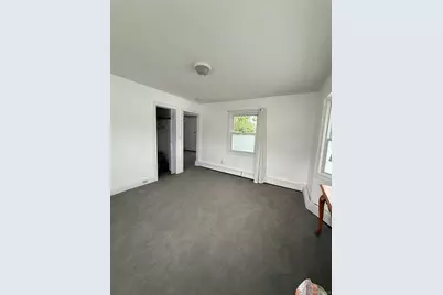 [Address not provided], Levittown, NY 11756 - Photo 13
