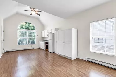 2 Lincoln Avenue, Islip Terrace, NY 11752 - Photo 15