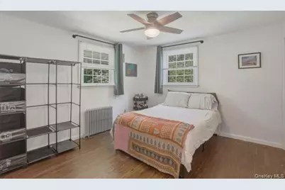 509 Center Street, Newburgh, NY 12550 - Photo 9