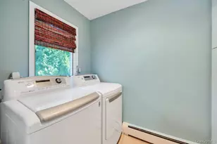 10 S Lot Rd, Smithtown, NY 11787 - Photo 15