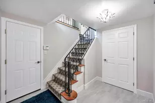 10 S Lot Rd, Smithtown, NY 11787 - Photo 29