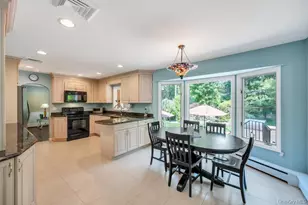 10 S Lot Rd, Smithtown, NY 11787 - Photo 13