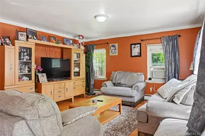 6 Riverview Avenue, New Windsor, NY 12553 - Photo 3