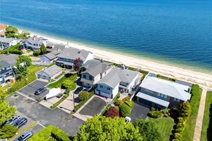 19 Oak Shore Dr, Bayville, NY 11709 - Photo 3