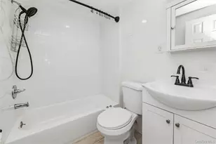 15 Belmont Blvd, Elmont, NY 11003 - Photo 27