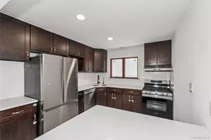 15 Belmont Blvd, Elmont, NY 11003 - Photo 15