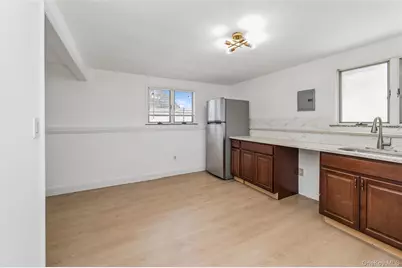 15 Belmont Boulevard, Elmont, NY 11003 - Photo 29