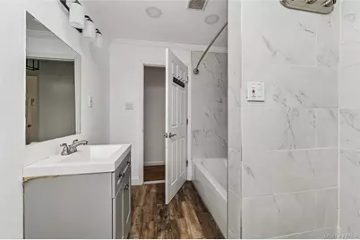 15 Belmont Boulevard, Elmont, NY 11003 - Photo 13