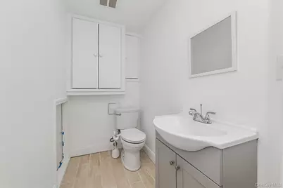 15 Belmont Boulevard, Elmont, NY 11003 - Photo 23