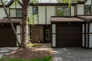 21 Topaz Run, Poughkeepsie, NY 12603 - Photo 3