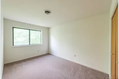 21 Topaz Run, Poughkeepsie, NY 12603 - Photo 19