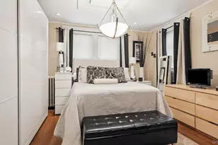 22 Mt Joy Pl, New Rochelle, NY 10801 - Photo 13