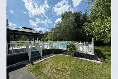 58 Hoose Boulevard, Fishkill, NY 12524 - Photo 7