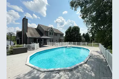 58 Hoose Boulevard, Fishkill, NY 12524 - Photo 9