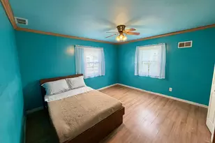 47 Vanburen St, Freeport, NY 11520 - Photo 11