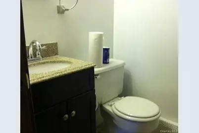 130 Park Avenue, Hicksville, NY 11801 - Photo 9