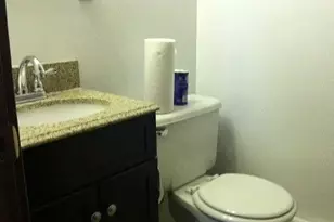 130 Park Ave, Hicksville, NY 11801 - Photo 9