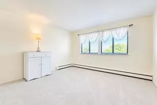 25 Vineyard Way, Mount Sinai, NY 11766 - Photo 27