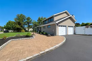 25 Vineyard Way, Mount Sinai, NY 11766 - Photo 3