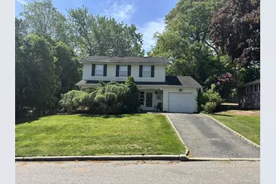 4 Deepdale, Rocky Point, NY 11778 - Photo 1