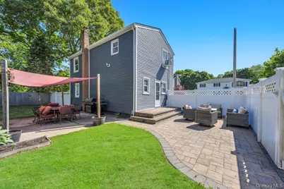 66 Oxhead Road, Centereach, NY 11720 - Photo 5