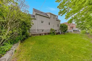 2802 Miles Ave, Bronx, NY 10465 - Photo 19