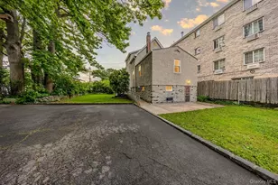 2802 Miles Ave, Bronx, NY 10465 - Photo 17