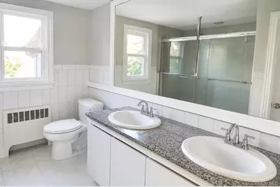 180 Sutton Manor Road, New Rochelle, NY 10801 - Photo 7
