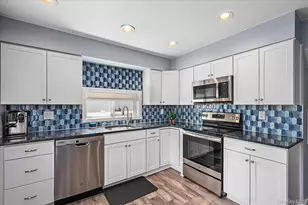 330 Woods Rd, North Babylon, NY 11703 - Photo 7