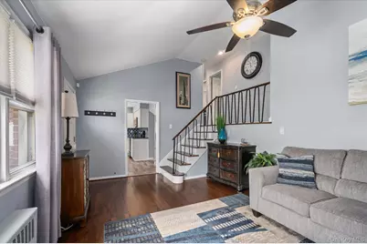 330 Woods Road, North Babylon, NY 11703 - Photo 5