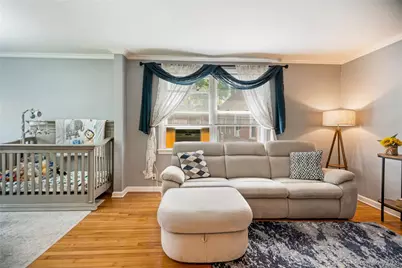 1 Edwards Street #2D, Roslyn Heights, NY 11577 - Photo 11