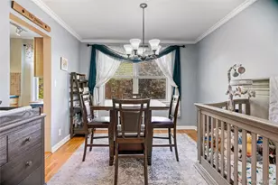 1 Edwards St, Roslyn Heights, NY 11577 - Photo 19