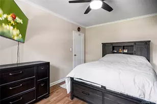 1 Edwards St, Roslyn Heights, NY 11577 - Photo 9