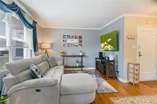 1 Edwards St, Roslyn Heights, NY 11577 - Photo 15