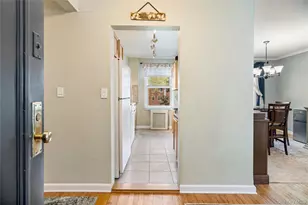 1 Edwards St, Roslyn Heights, NY 11577 - Photo 7