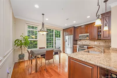 246 Roosevelt Way #11103, Westbury, NY 11590 - Photo 5