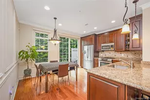 246 Roosevelt Way, Westbury, NY 11590 - Photo 5