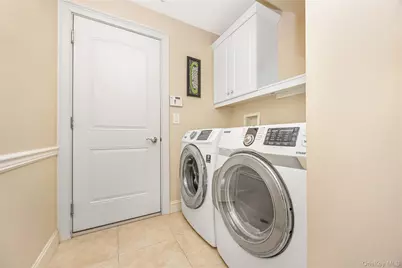 246 Roosevelt Way #11103, Westbury, NY 11590 - Photo 13