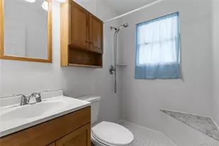 90 Oregon St, Long Beach, NY 11561 - Photo 9
