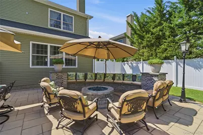 27 Davison Place, Rockville Centre, NY 11570 - Photo 35