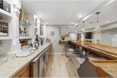 27 Davison Place, Rockville Centre, NY 11570 - Photo 29
